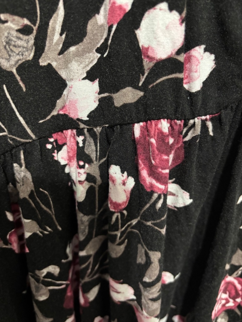 Black and Pink Floral Torrid Babydoll Top size 1 1X - Picture 7 of 8